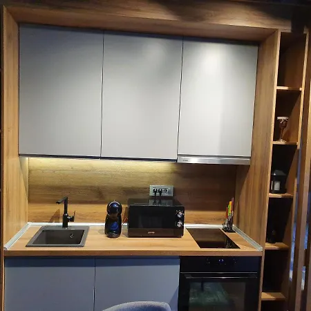 아파트 Aura J&p *