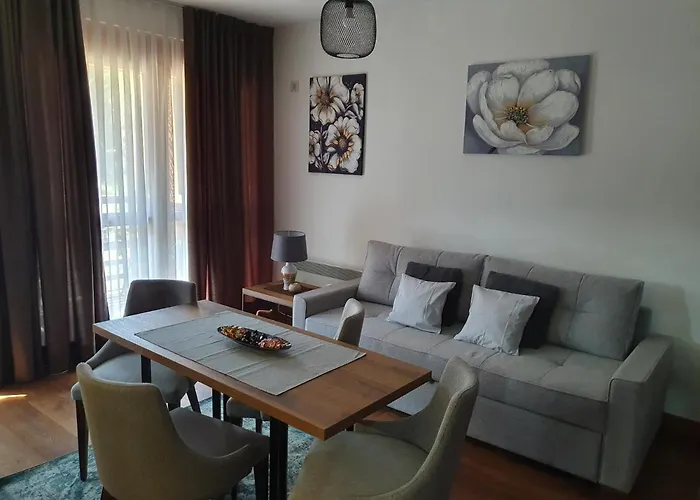 Aura J&p 아파트 즐라티보