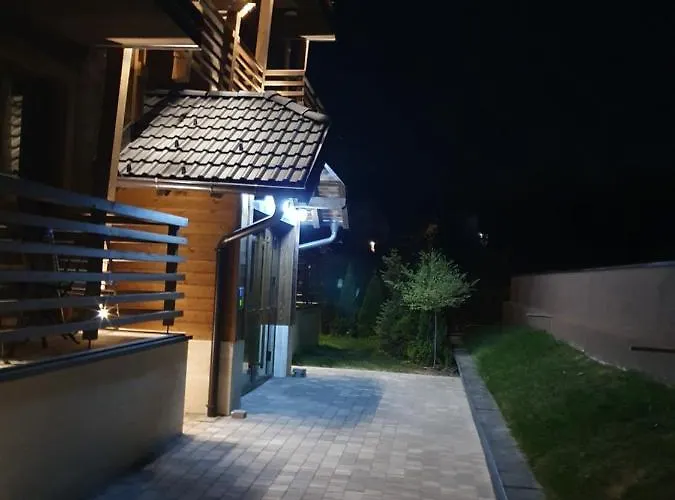 아파트 Aura J&p *